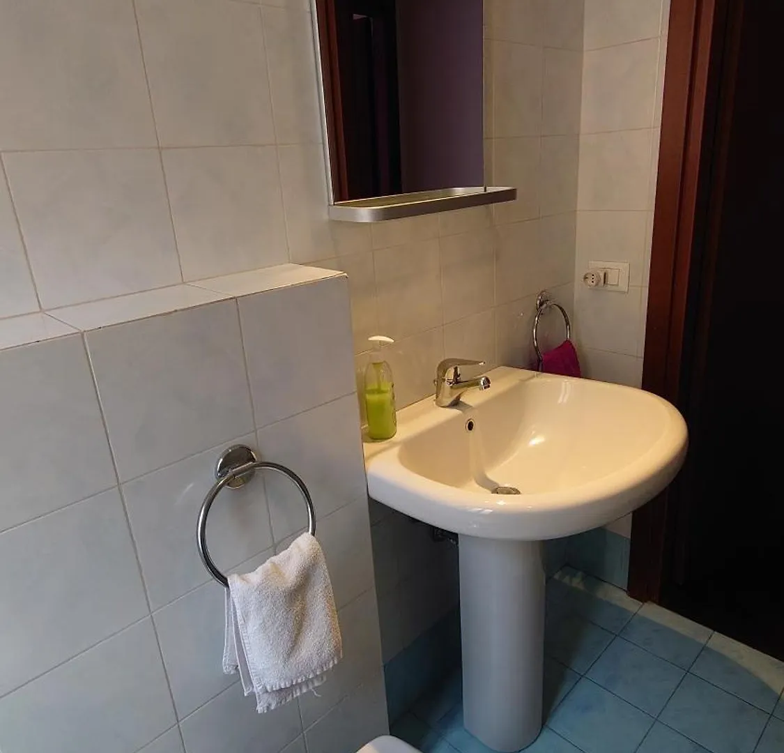 Trilocale Zona Corso Sempione Vicino Metro Mm5 - Losanna Apartment Milan