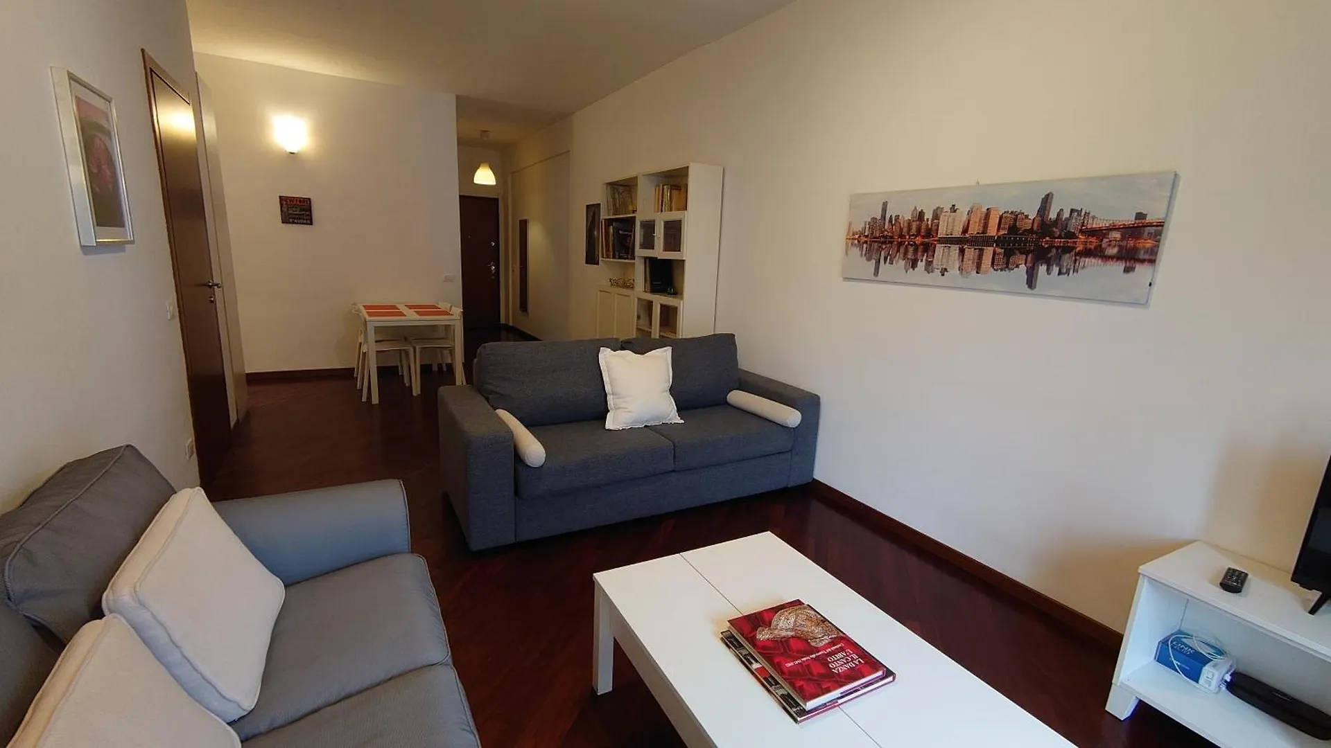 Trilocale Zona Corso Sempione Vicino Metro Mm5 - Losanna Apartment Milan